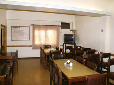Hotel City Trelew Buitenkant foto