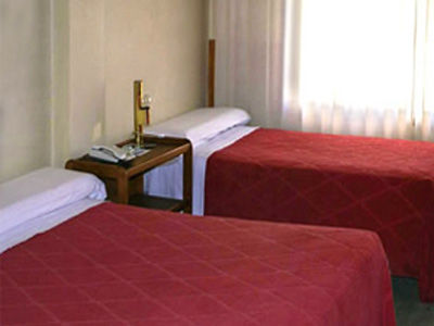 Hotel City Trelew Buitenkant foto